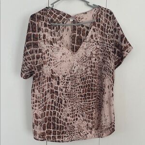 Andrée by Unit Women’s Large Brown Animal Print V-Neck Silky Blouse